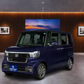 N-BOX Custom（JF5型Black）