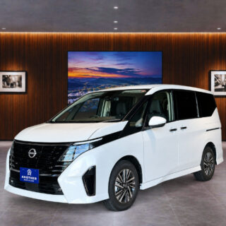 NISSAN SERENA e-POWER HighwayStar-V